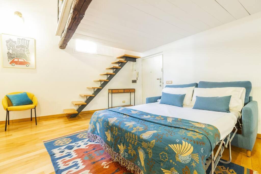شقة Monti - Stunning Loft In The Heart Of Rome'S Monti المظهر الخارجي الصورة