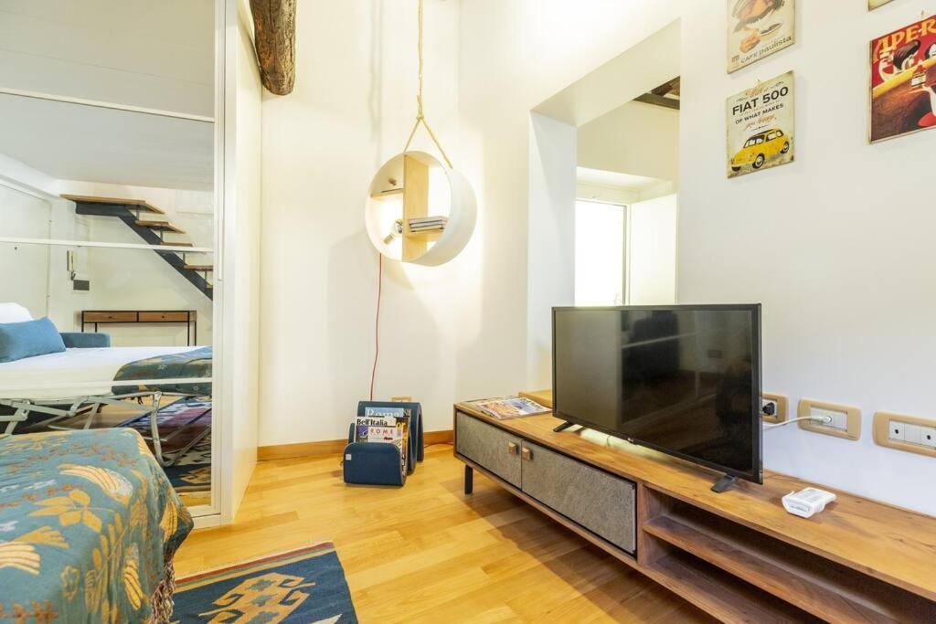 شقة Monti - Stunning Loft In The Heart Of Rome'S Monti المظهر الخارجي الصورة